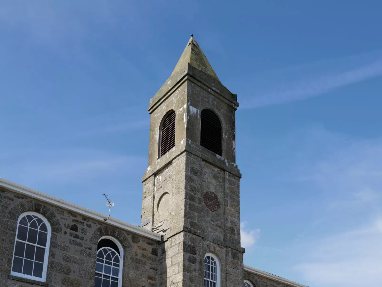 The Bell Tower-Buiten