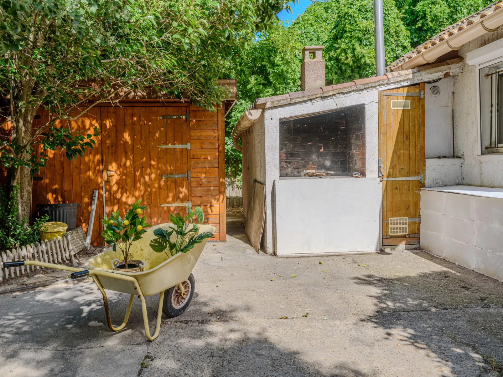 Résidence les Cabanes-Buiten