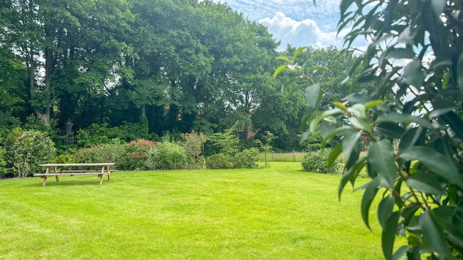 Het Hoevehuys-Tuinen zomer