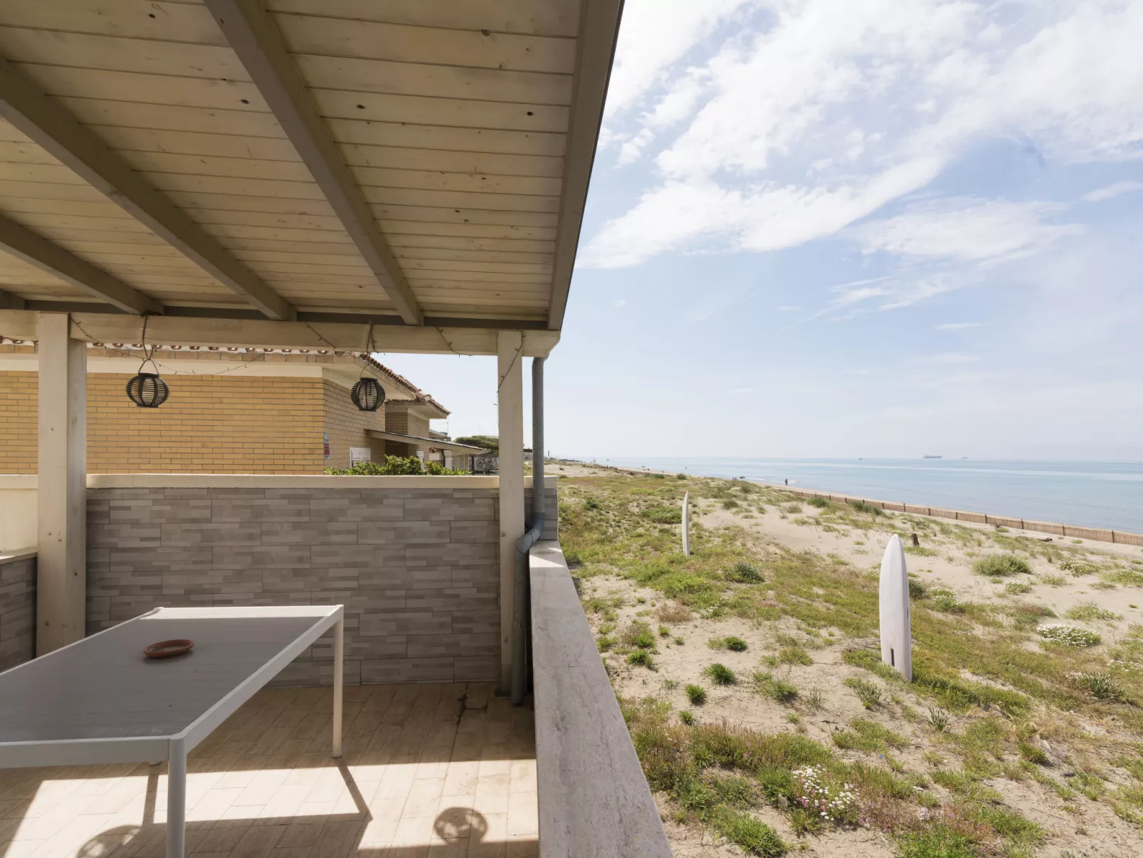 Rome's Beach House 1-Buiten