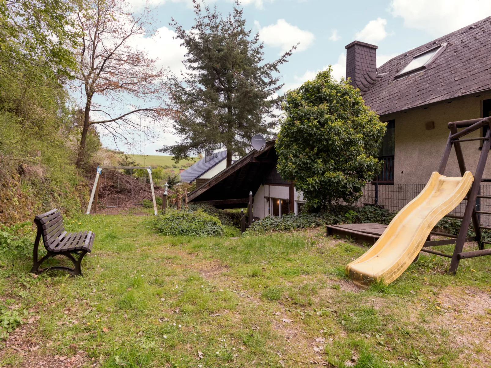 Eifelnatur (Haus 2)-Buiten