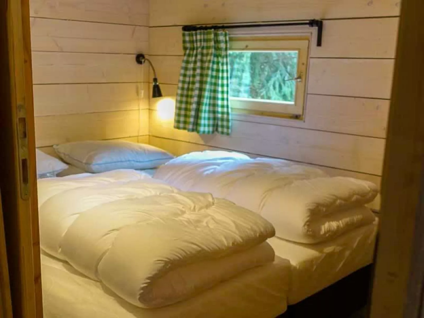 Glamping family lodge 10-Binnen