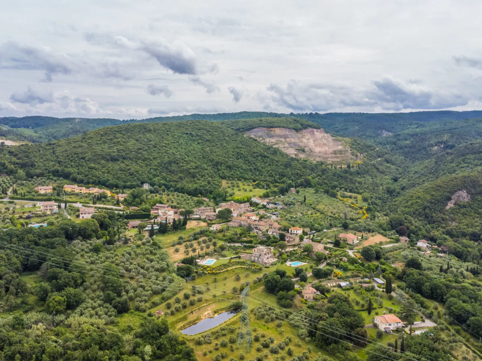 Le Monache - intero nucleo-Buiten