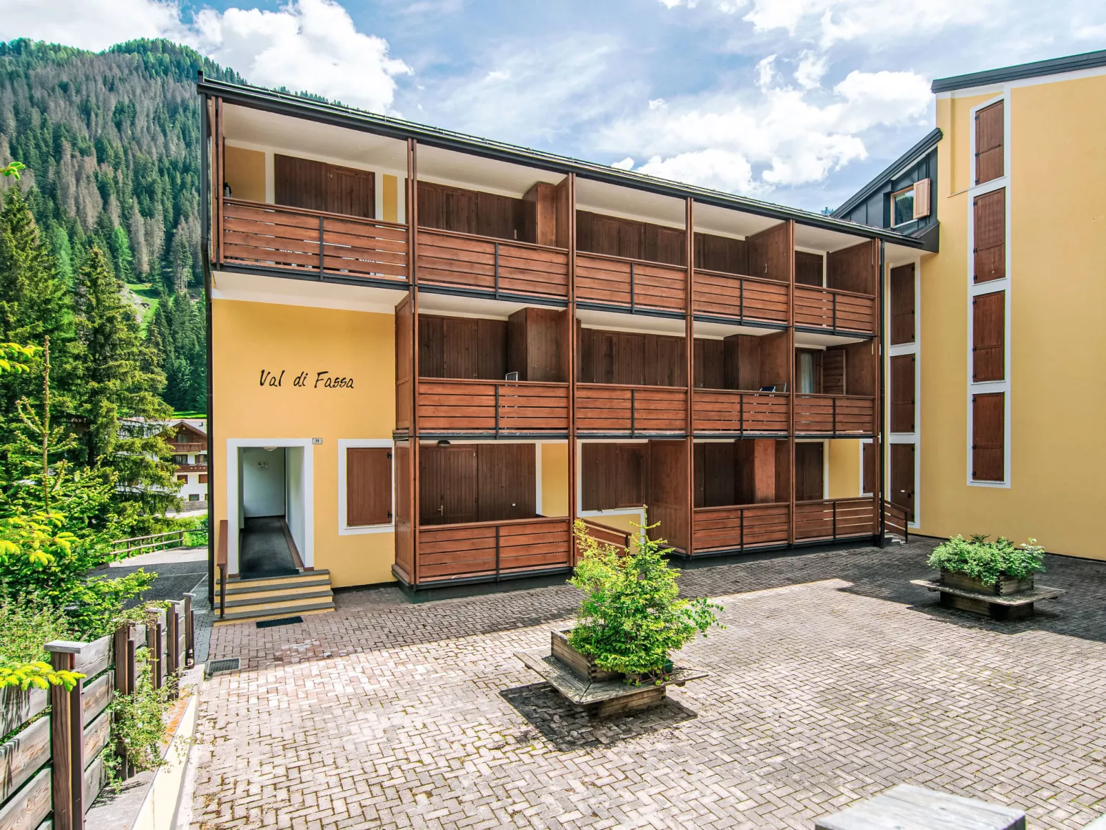 Condominio Val di Fassa-Buiten