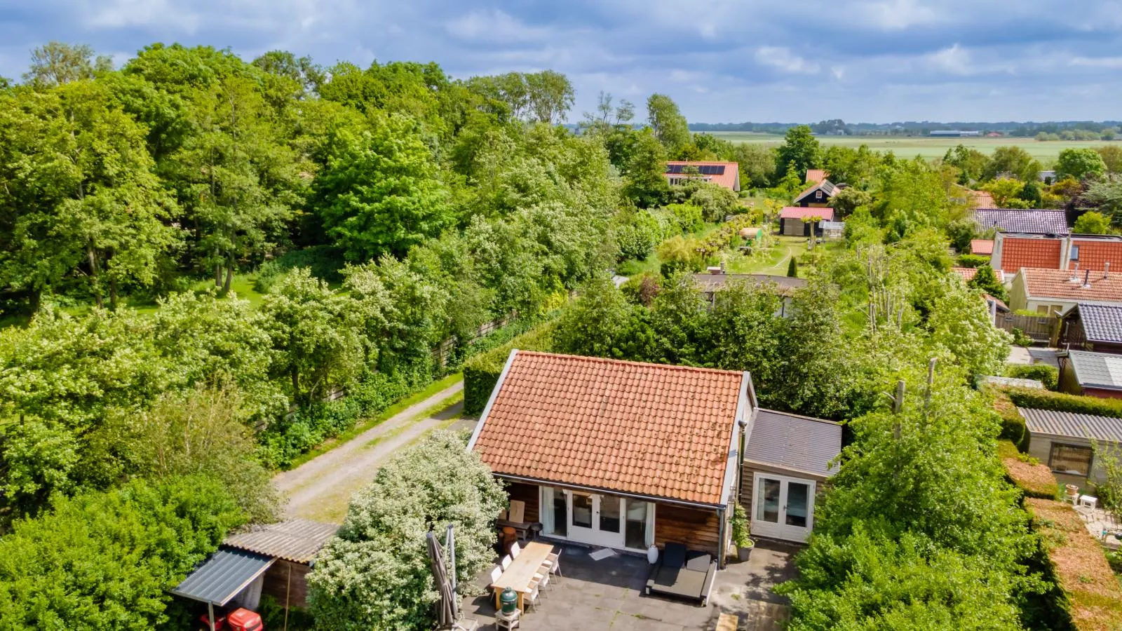 KareinLaDune-Buitenkant zomer