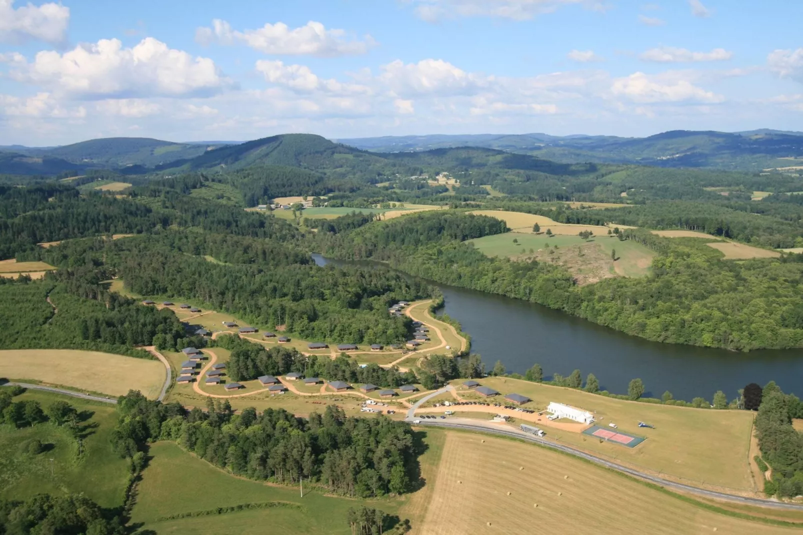 Le Domaine des Monédières-Gebieden zomer 1km