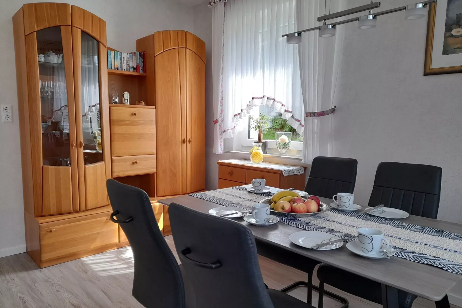 Ferienwohnung am Wald-Eetkamer