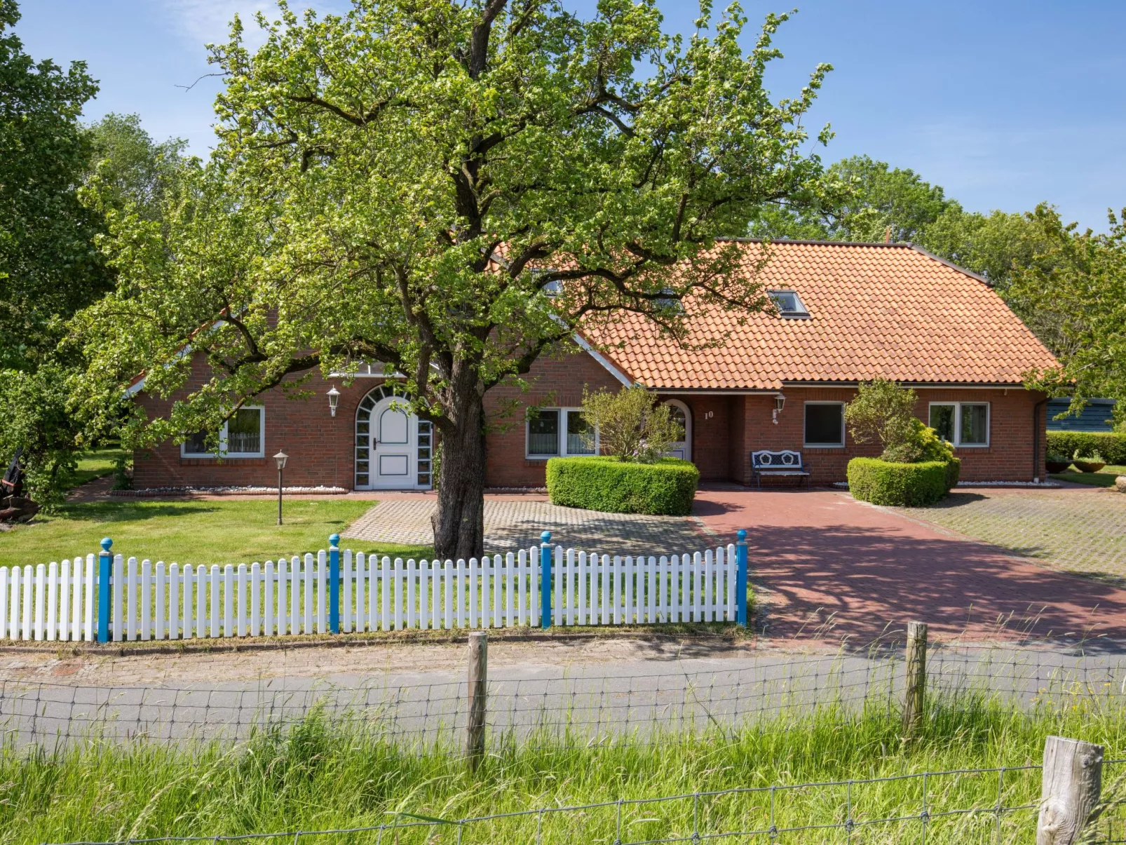 Deichhaus Küstenwind-Buiten