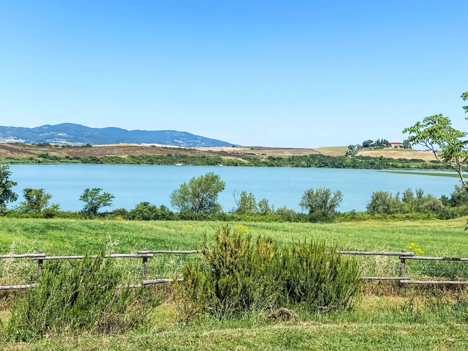 Capo il Cerro Villa sul lago-Buiten