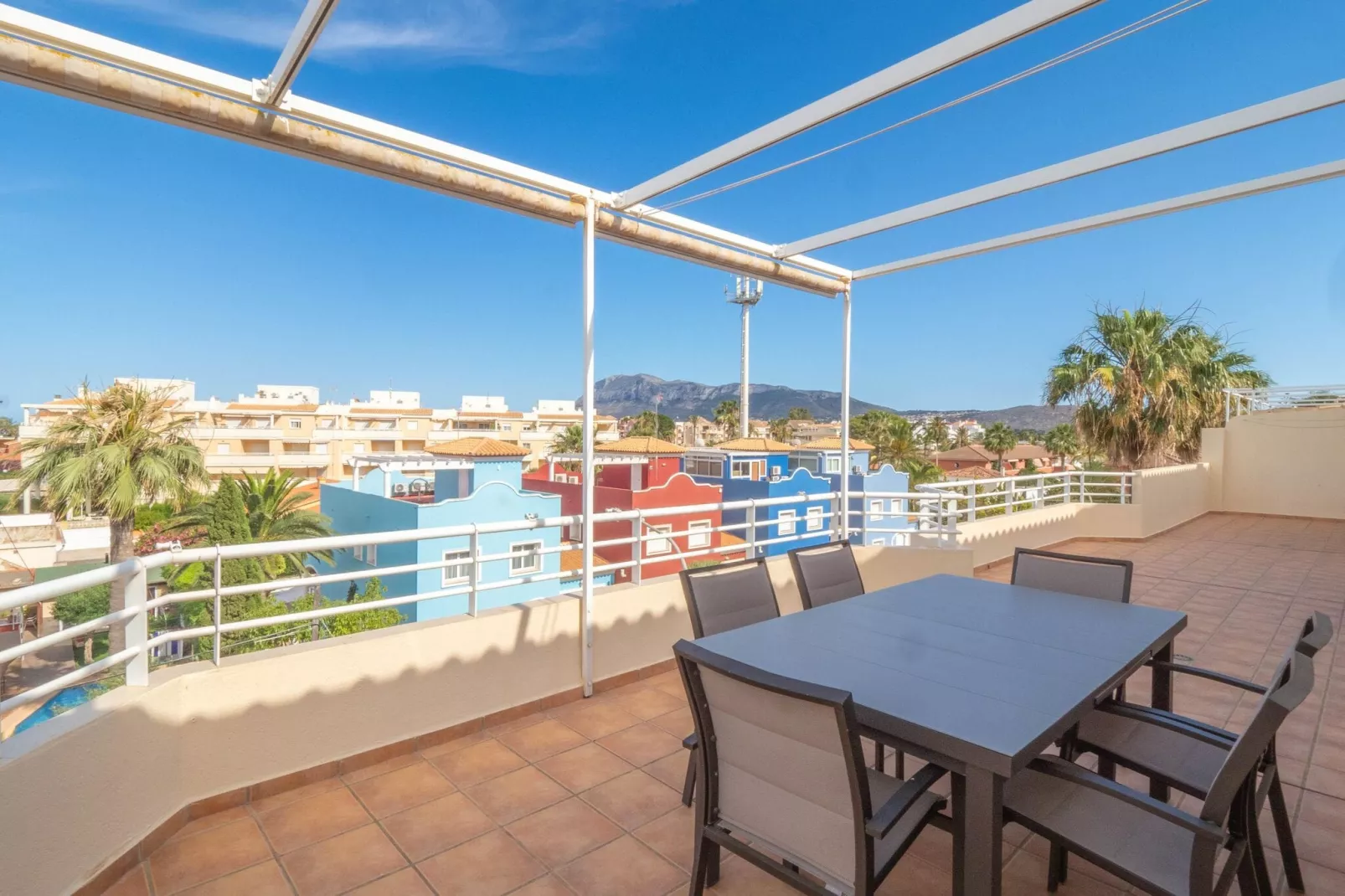 Atico en Denia-Terrasbalkon