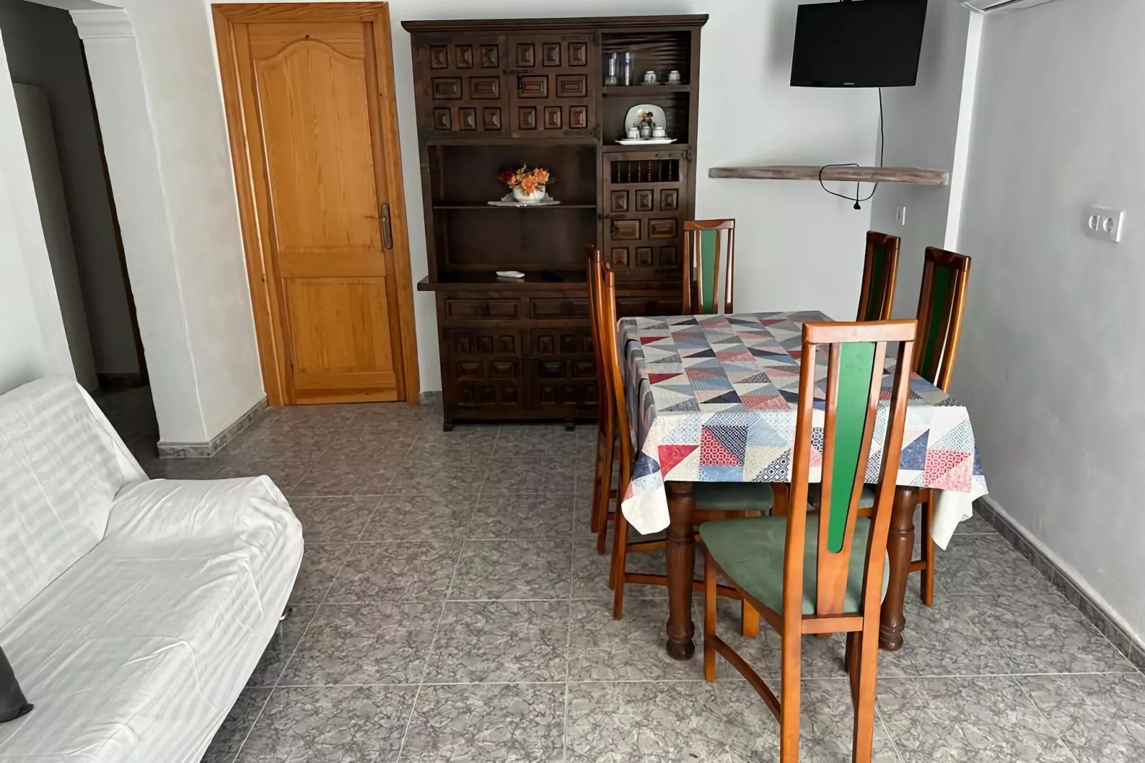 Apartamento Bajo Oeste-Woonkamer