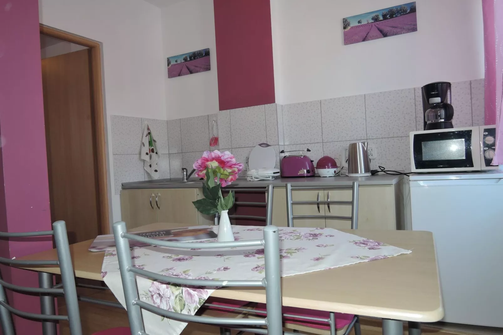 Apartament 4 osobowy fioletowy biskupi-Keuken