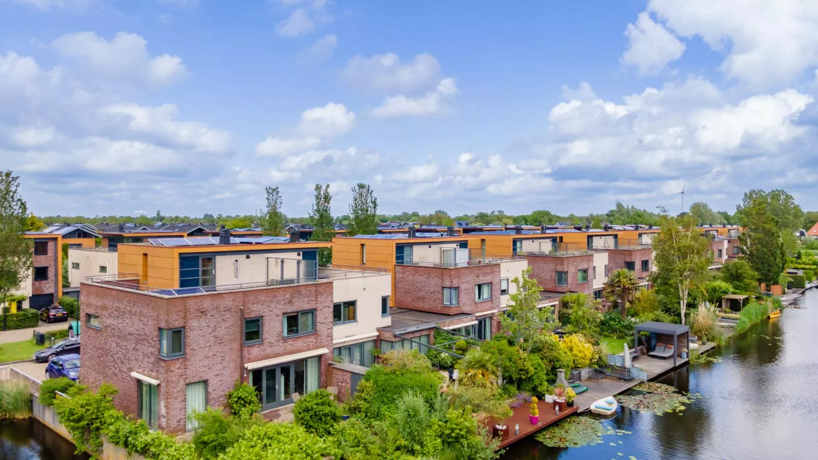 Alkmaar aan het Water-Buitenkant zomer