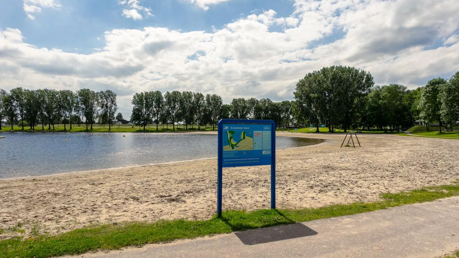 Mi La Luna-Gebieden zomer 1km