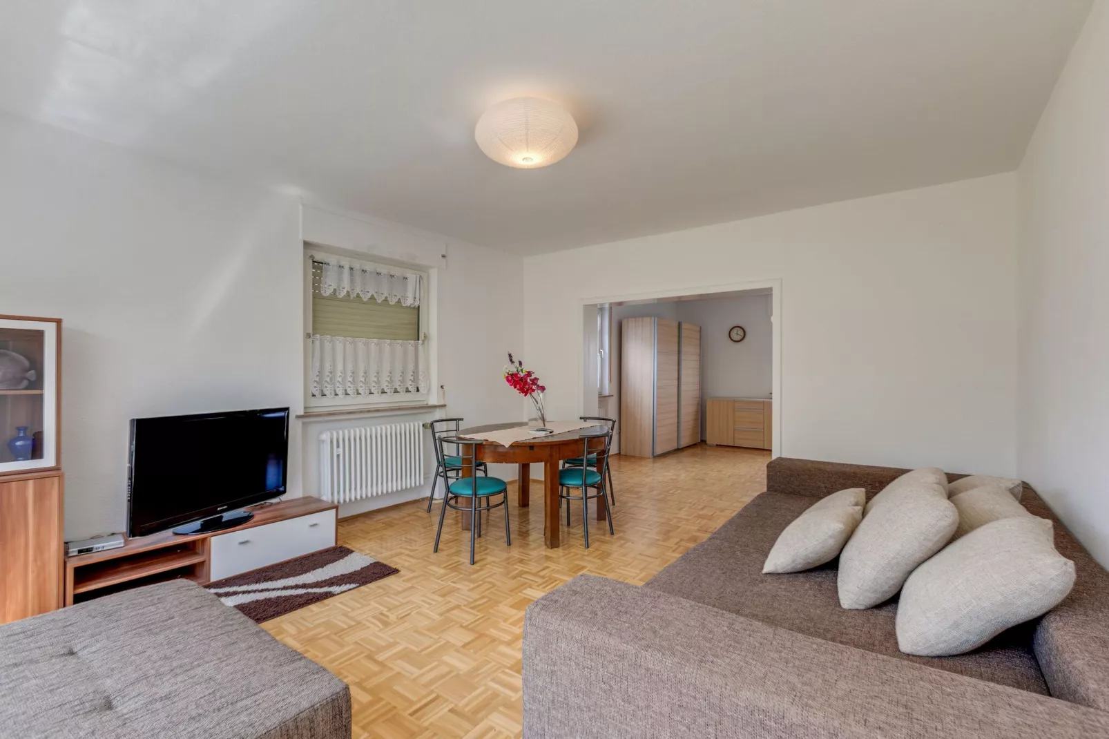 Ferienwohnung Fuldabrück-Eetkamer