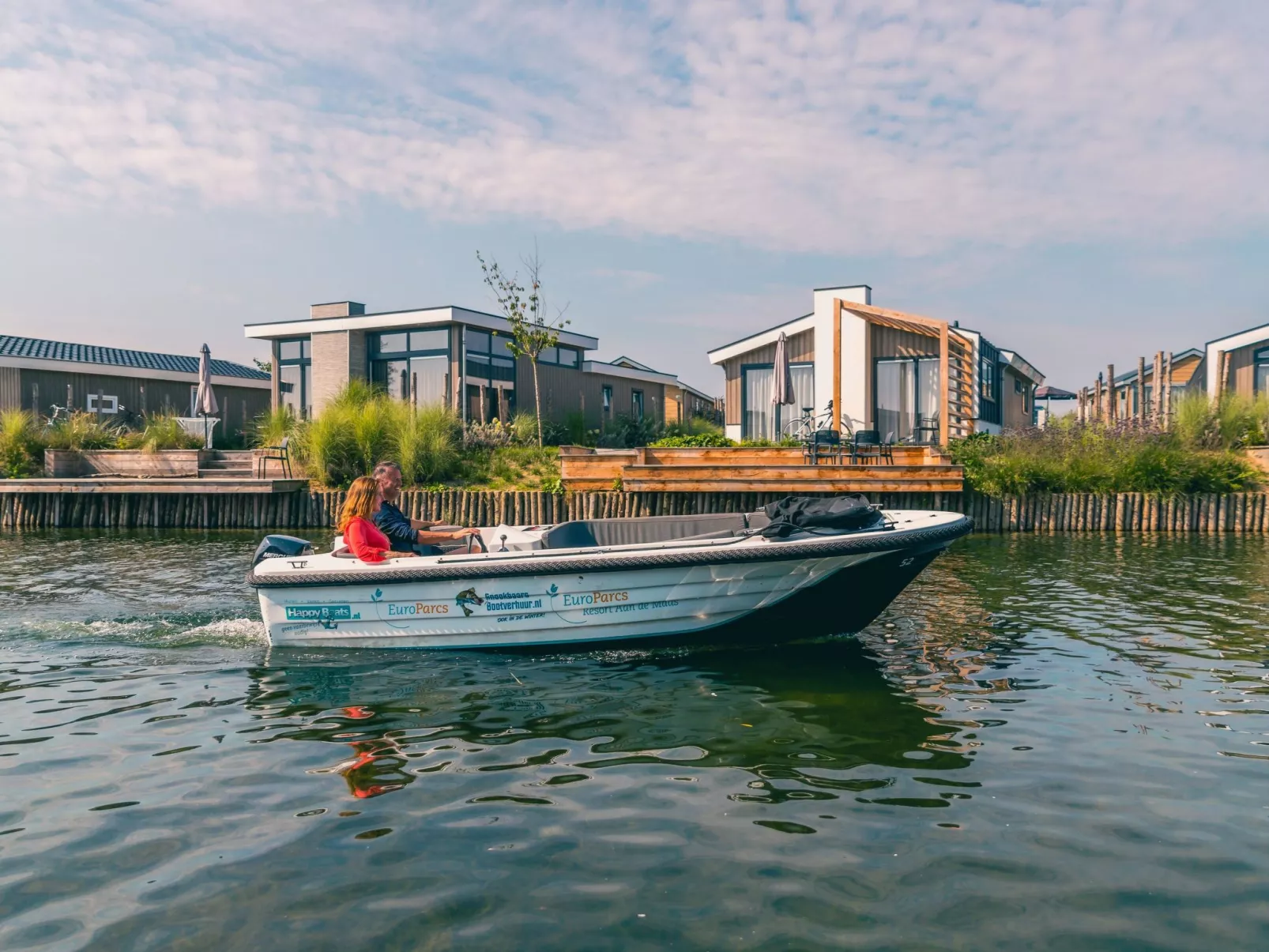 Pavilion Waterfront 8-Buiten