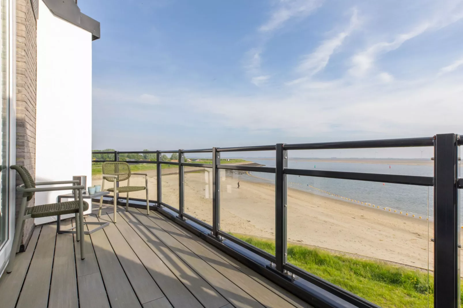 Luxe appartement Vista Maris - Havenweg 8-12 'Oester Oase'-Terrasbalkon