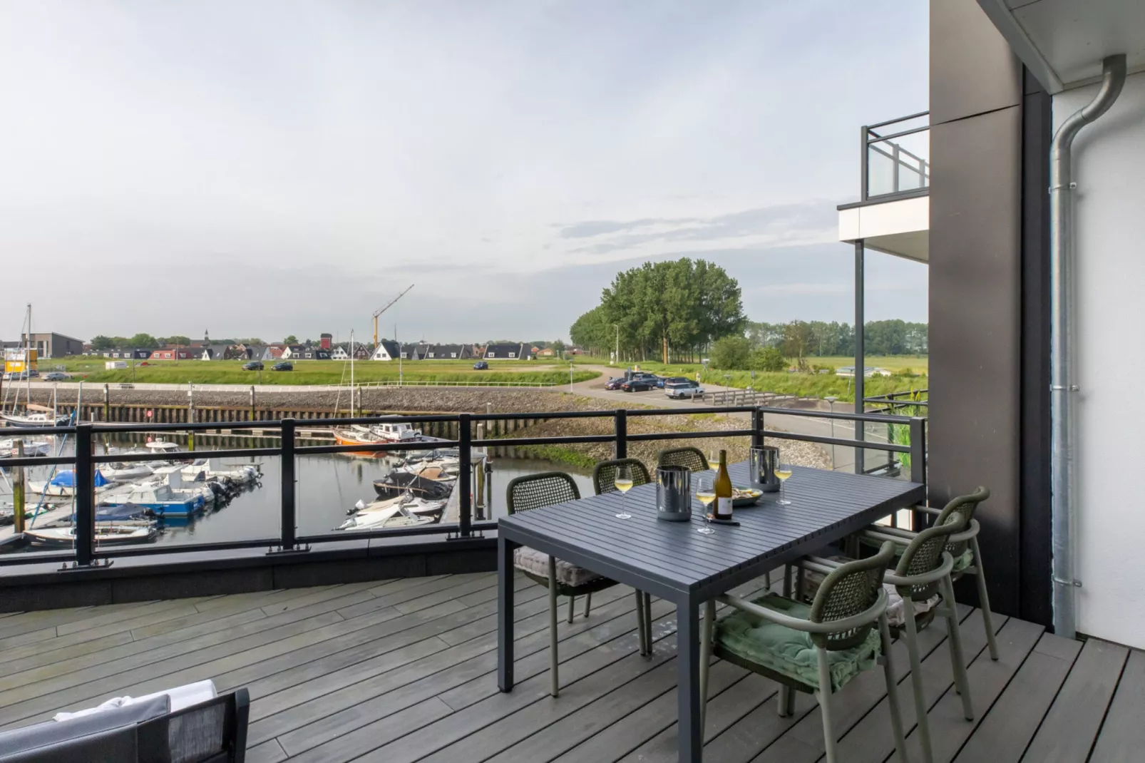 Luxe appartement Vista Maris - Havenweg 8-12 'Oester Oase'-Tuinen zomer