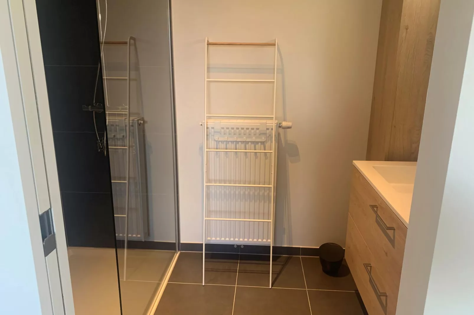 KARTHUIZER E1 0101PK-Badkamer