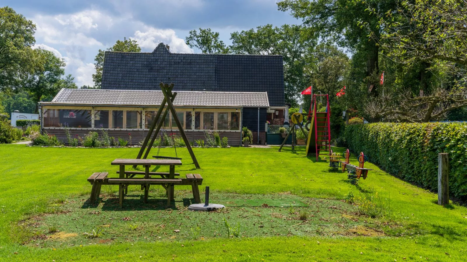 Weidezicht A-Tuinen zomer