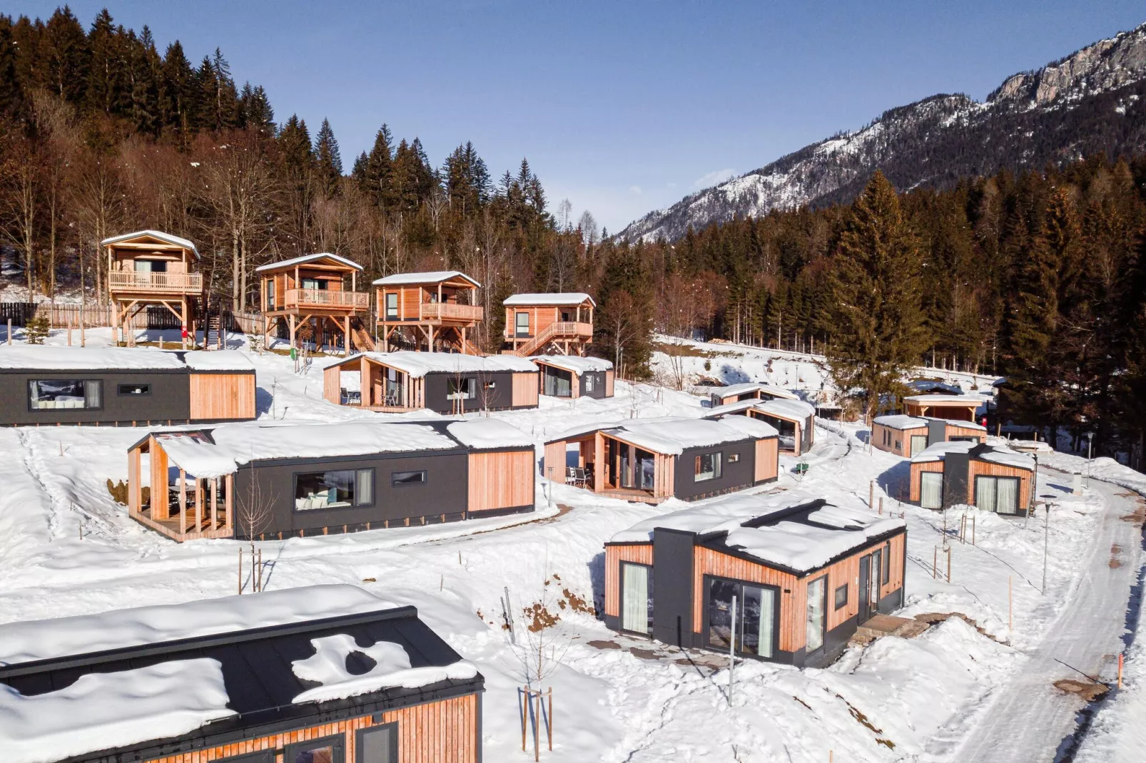 Chalets & Glamping Nassfeld 2-Exterieur winter