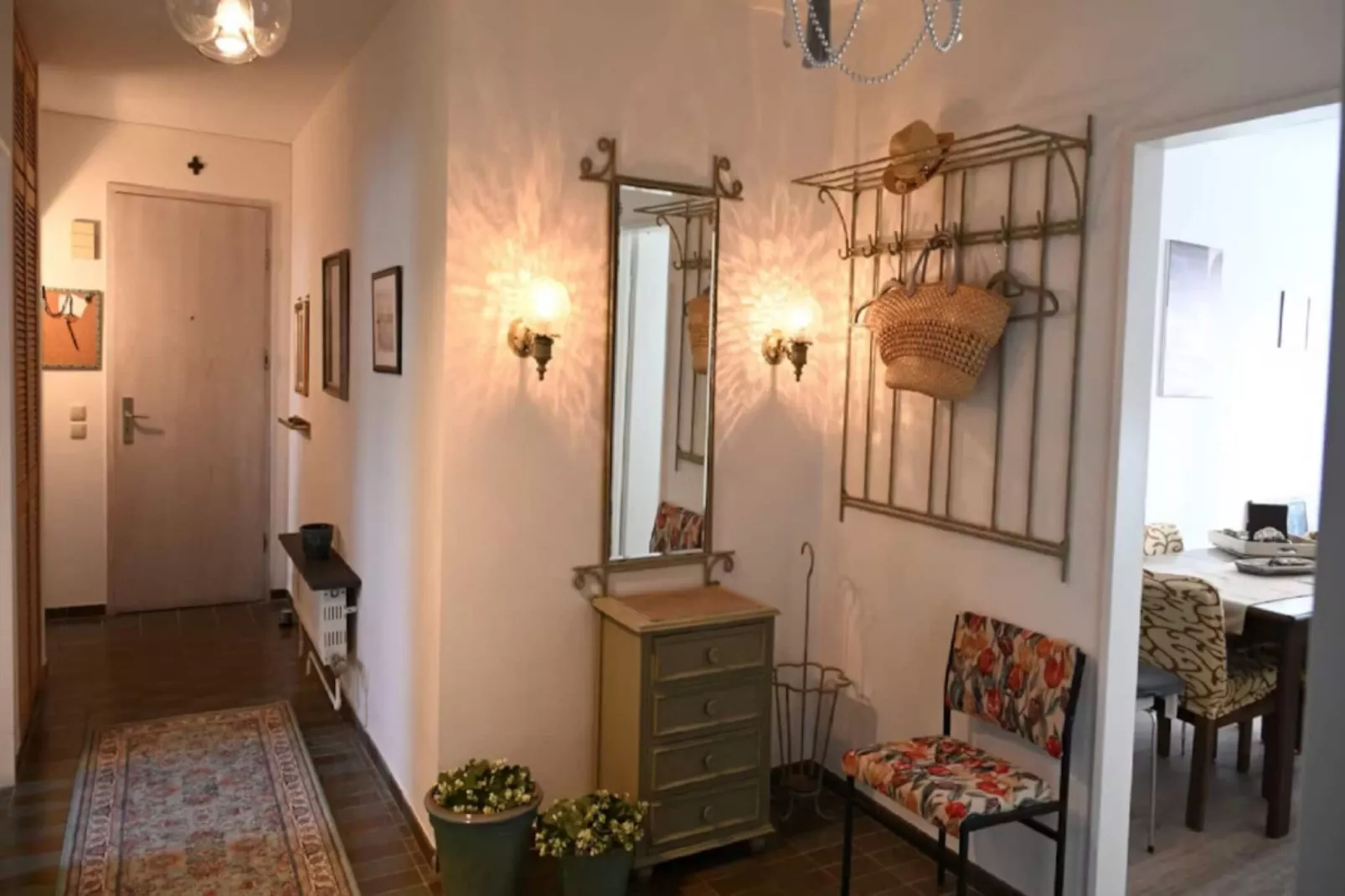 4-room apartment in vintage style-Woonkamer