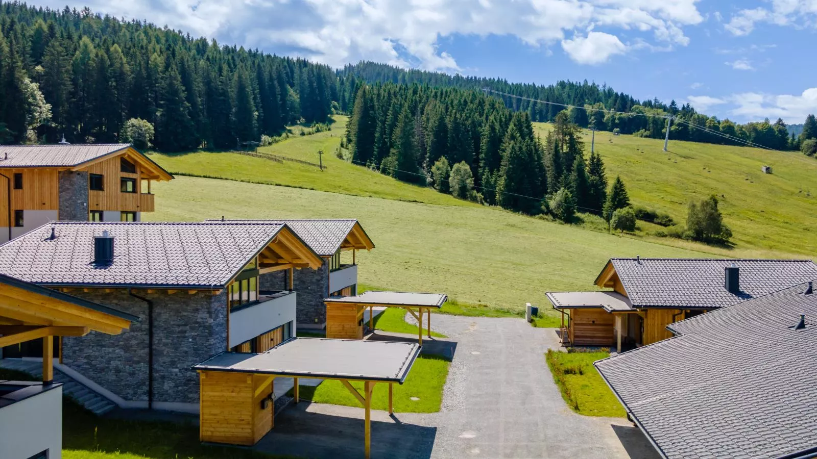 Grebenzen Lodge 55-Buitenkant zomer