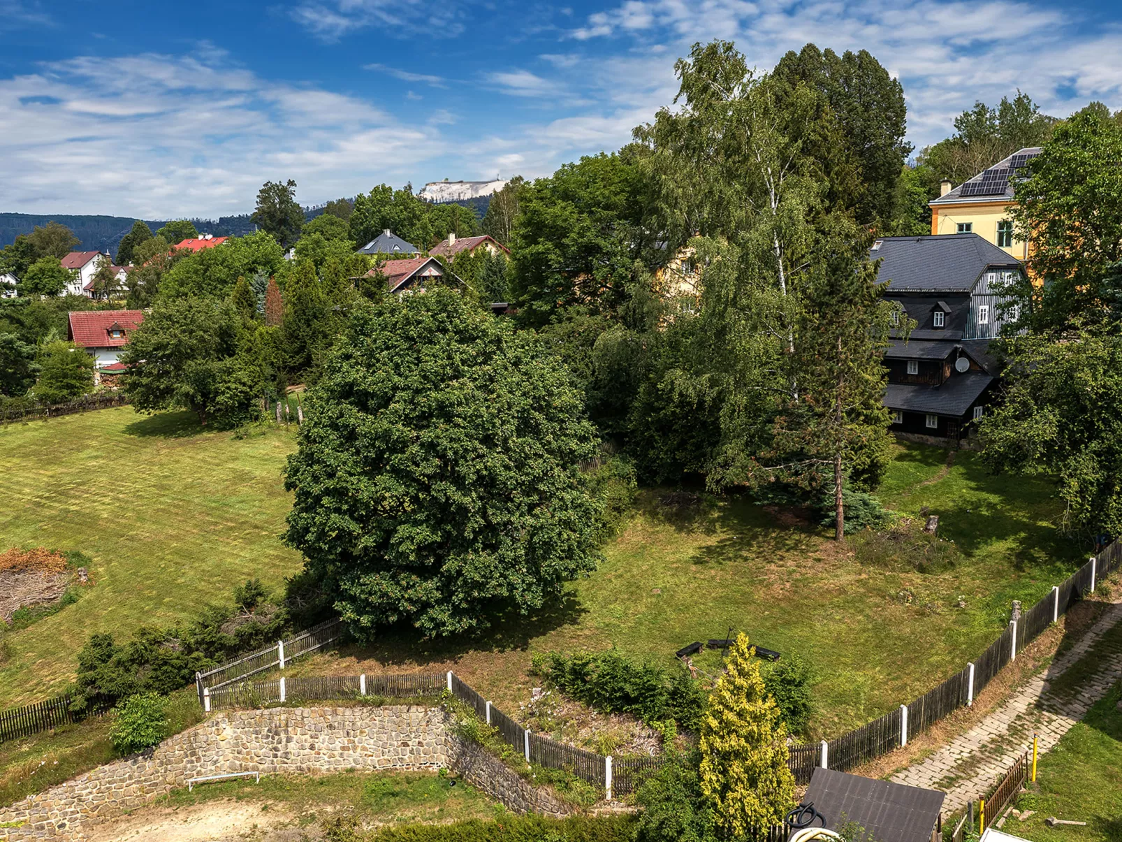 Mezná u Hřenska-Buiten