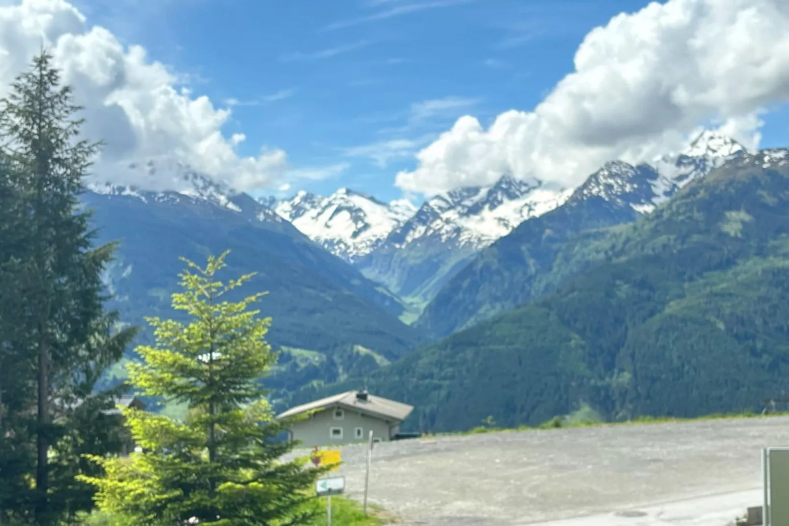 Ski in/ Ski out Traum Ferienwohnung im Skigebiet Kitzski Pass Thurn-Uitzicht zomer