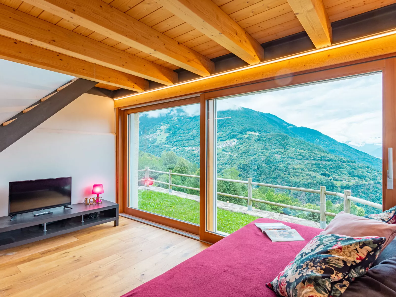 Arzo Mountain Chalet-Buiten