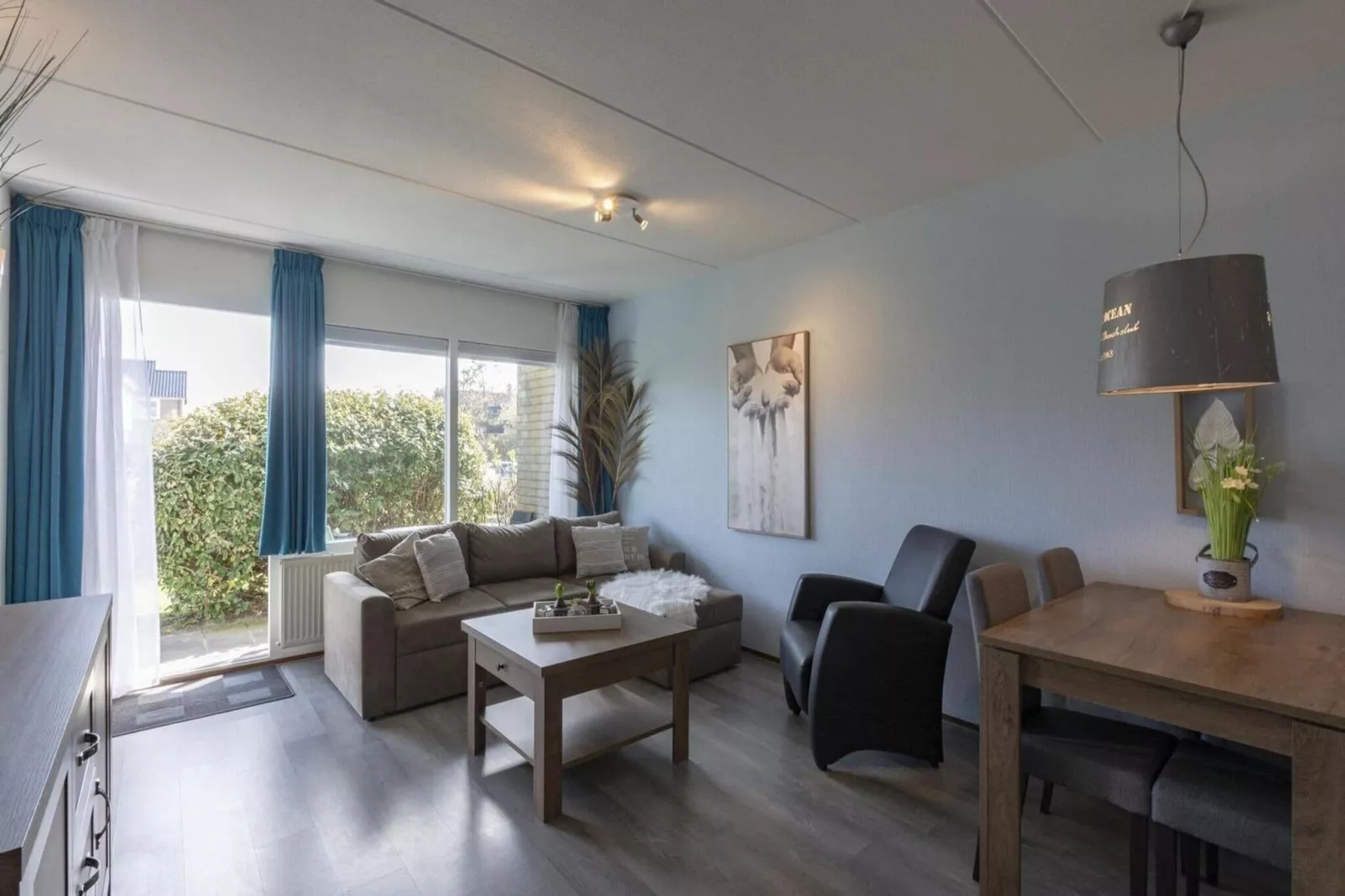 Beach Appartement 11-Woonkamer