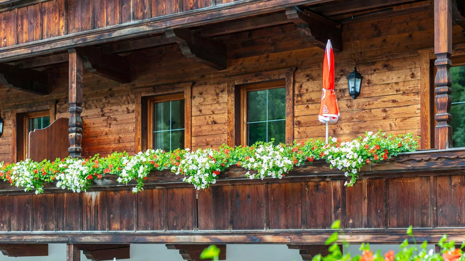 Appartements Zellner-Buitenkant zomer