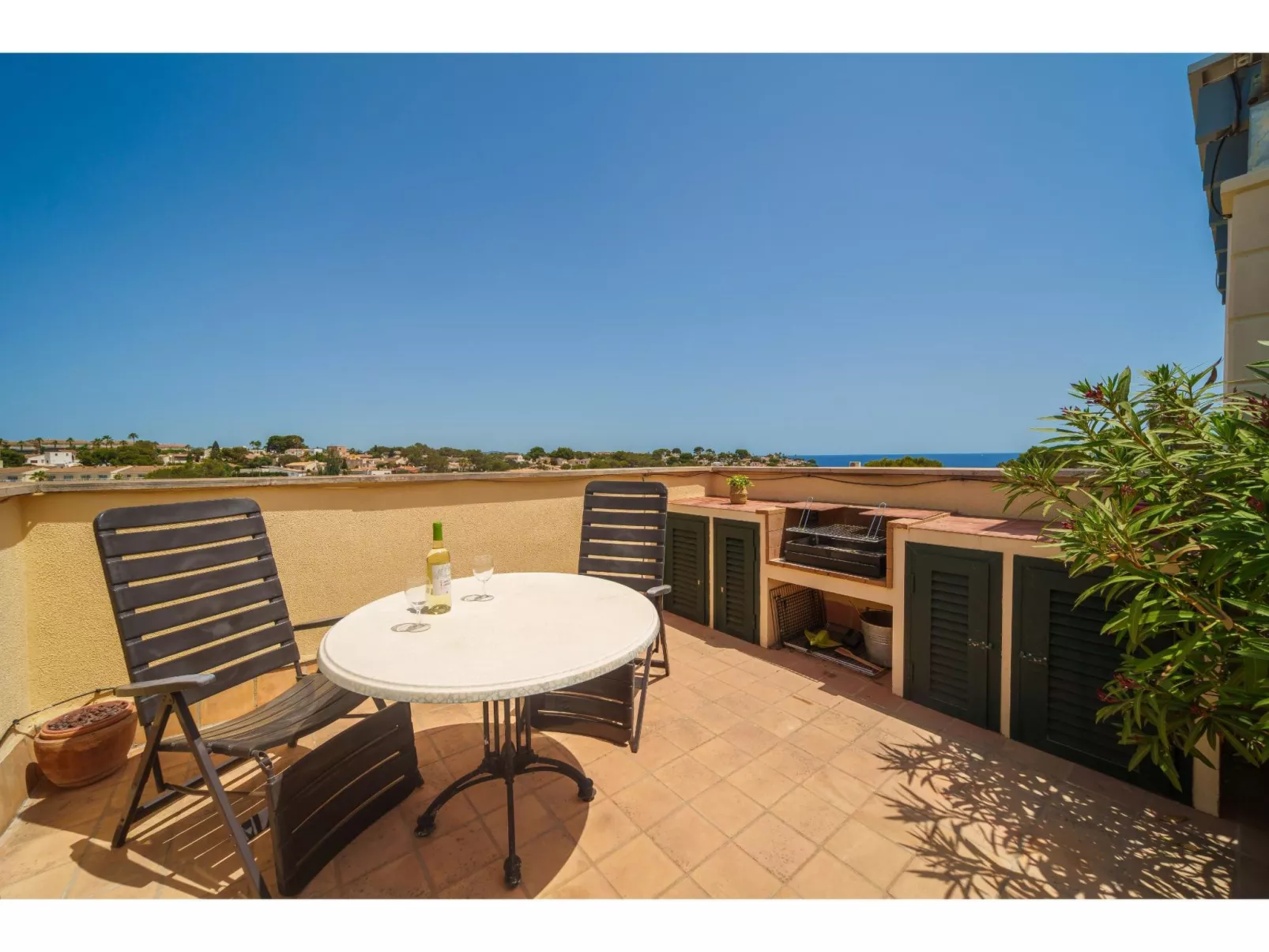 Penthouse Las Palmeras-Buiten