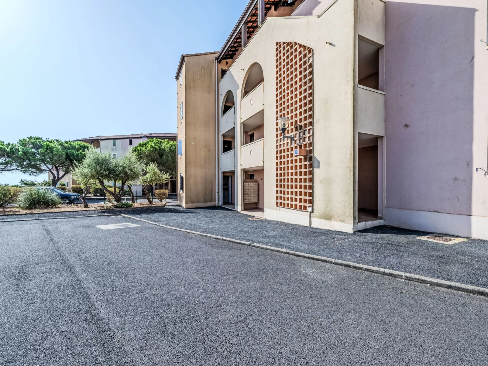 Les Terrasses de la Méditerranée-Buiten