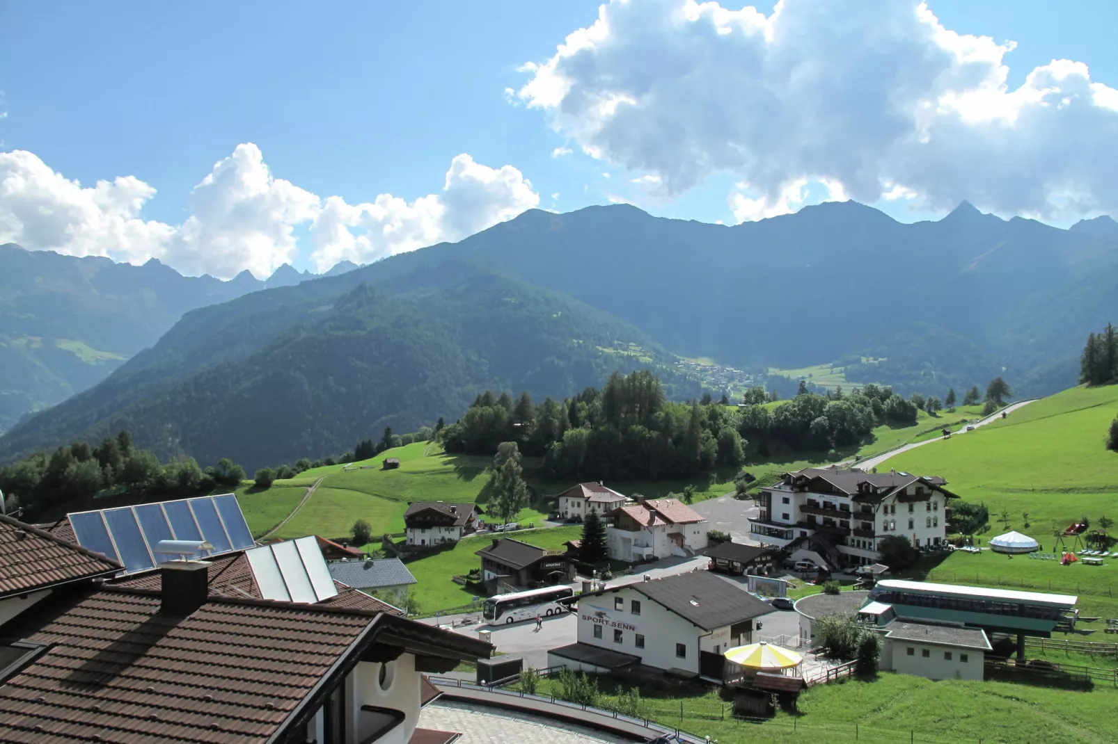 Chalet Frommes-Uitzicht zomer