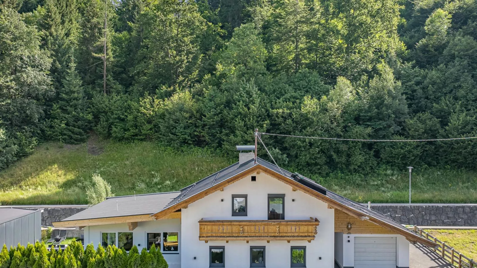 Chalet Hornblick-Buitenkant zomer