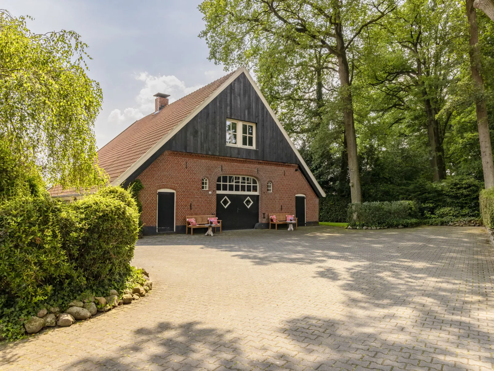 Familieboerderij-Buiten