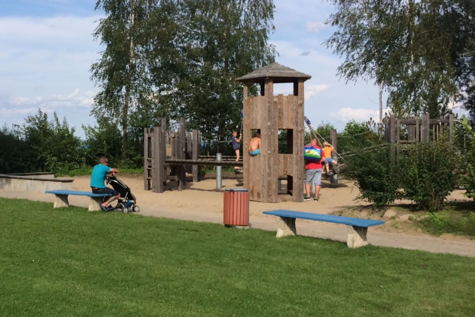 Ferienhaus mit Kamin-Gebieden zomer 20km