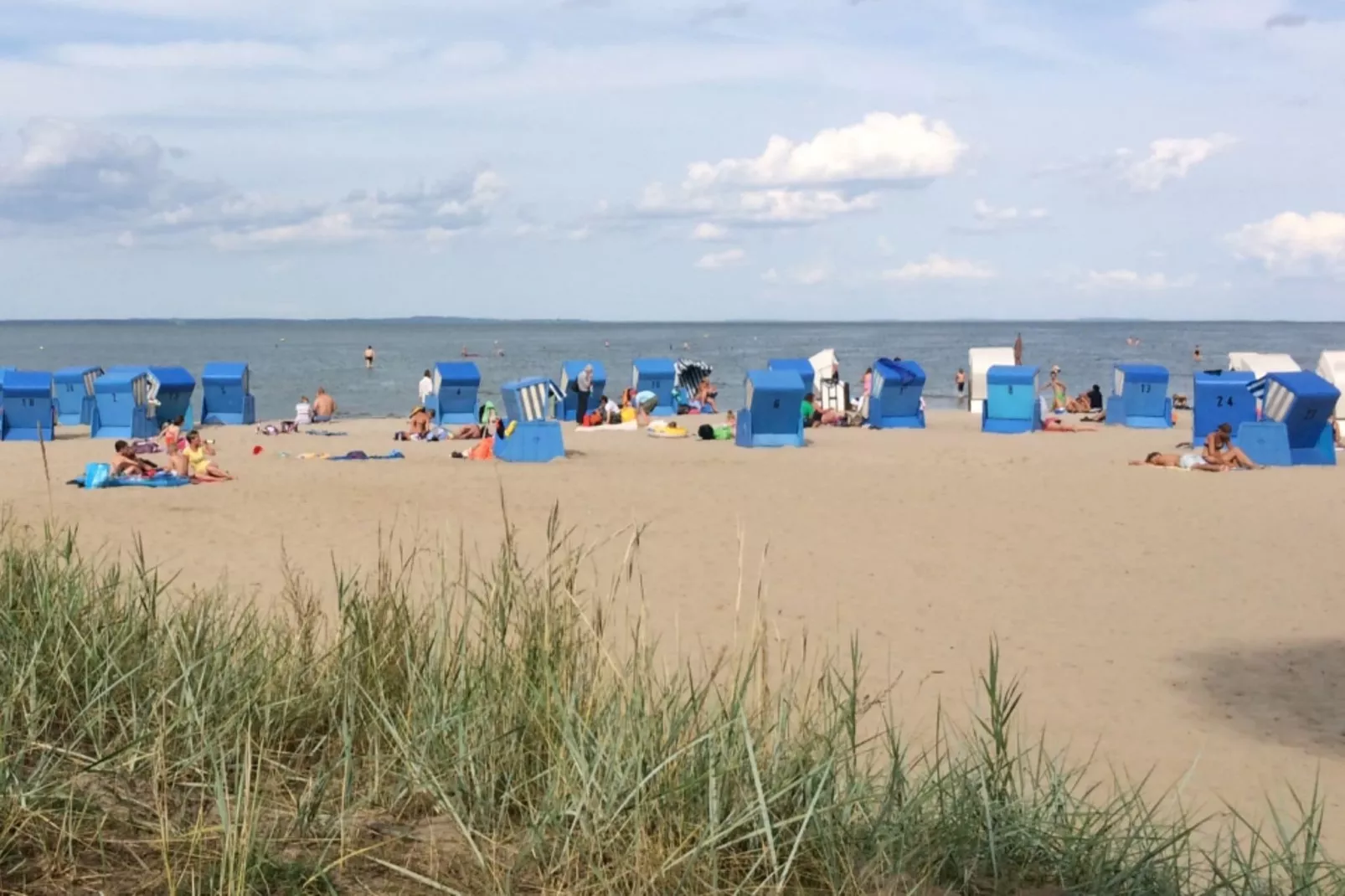 Ferienwohnung mit großer Dachterrasse-Gebieden zomer 20km