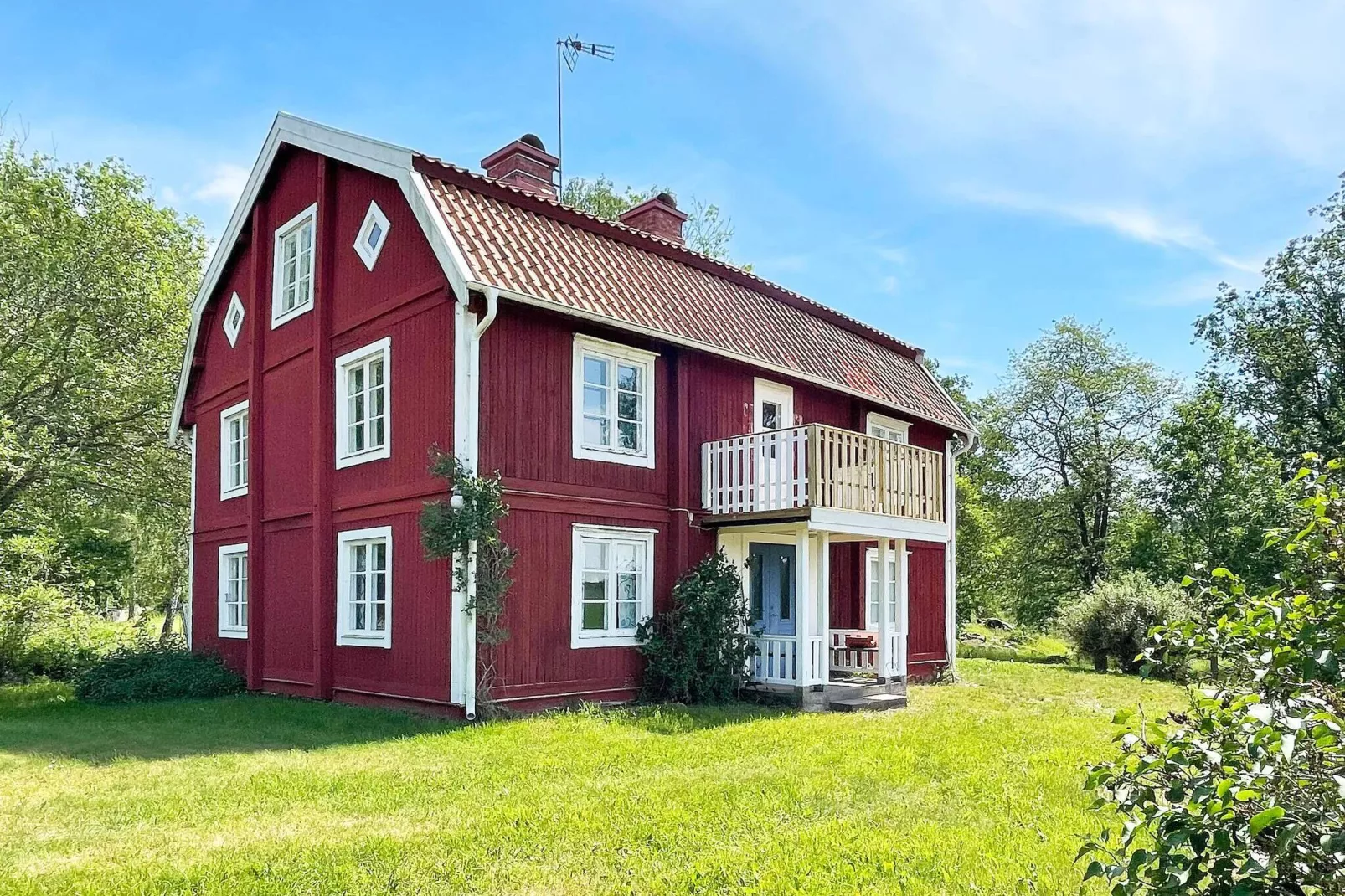 8 persoons vakantie huis in HÖGSBY-Buitenlucht