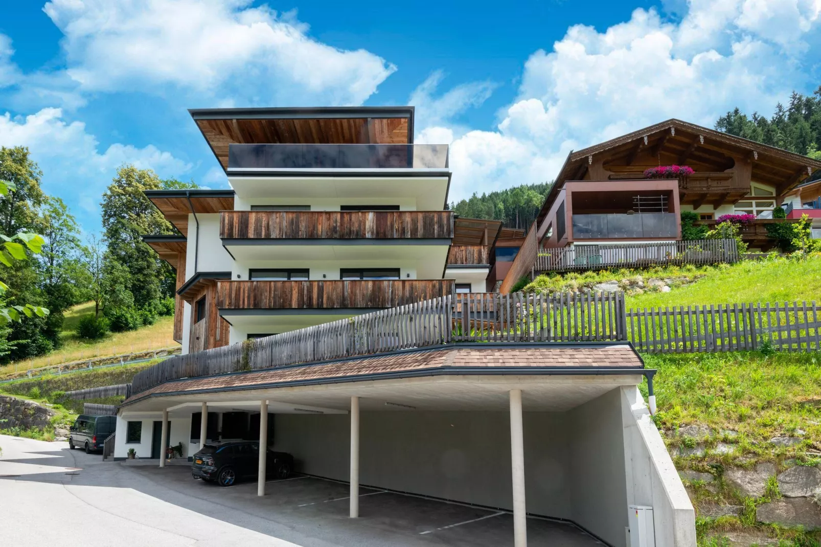 Helfenstein Lodge - 9 Personen-Buitenkant zomer