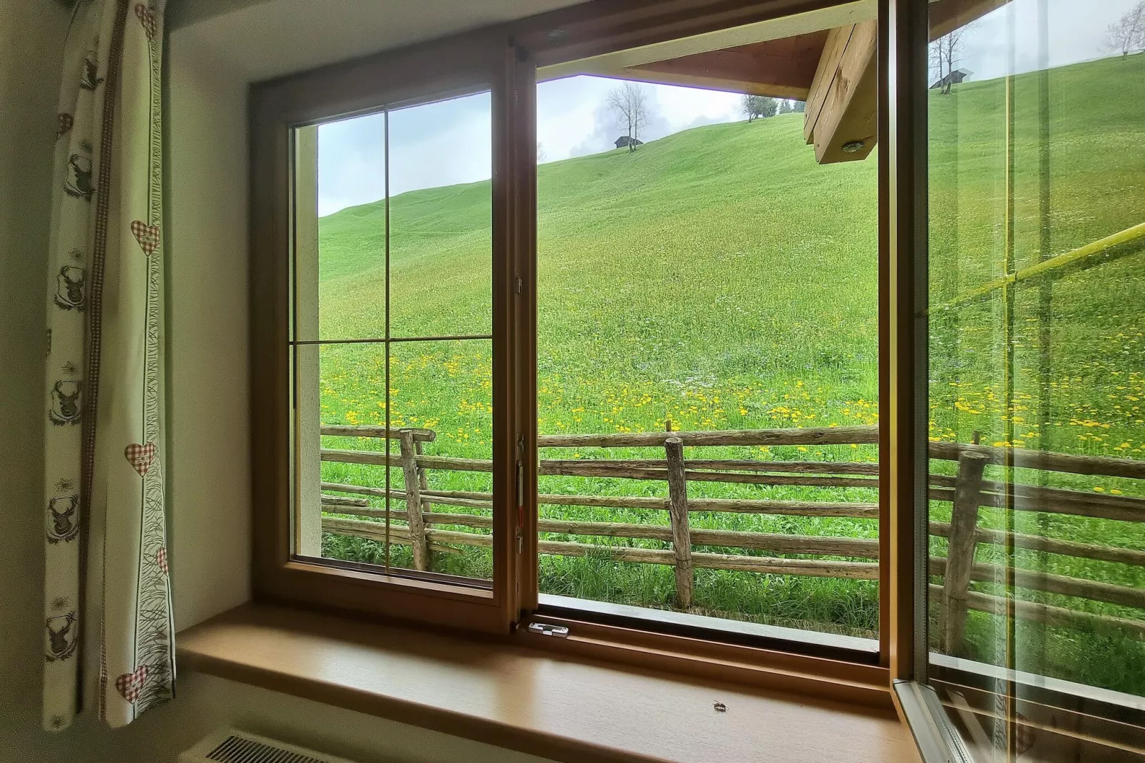 Ferienhaus Enstal-Uitzicht zomer