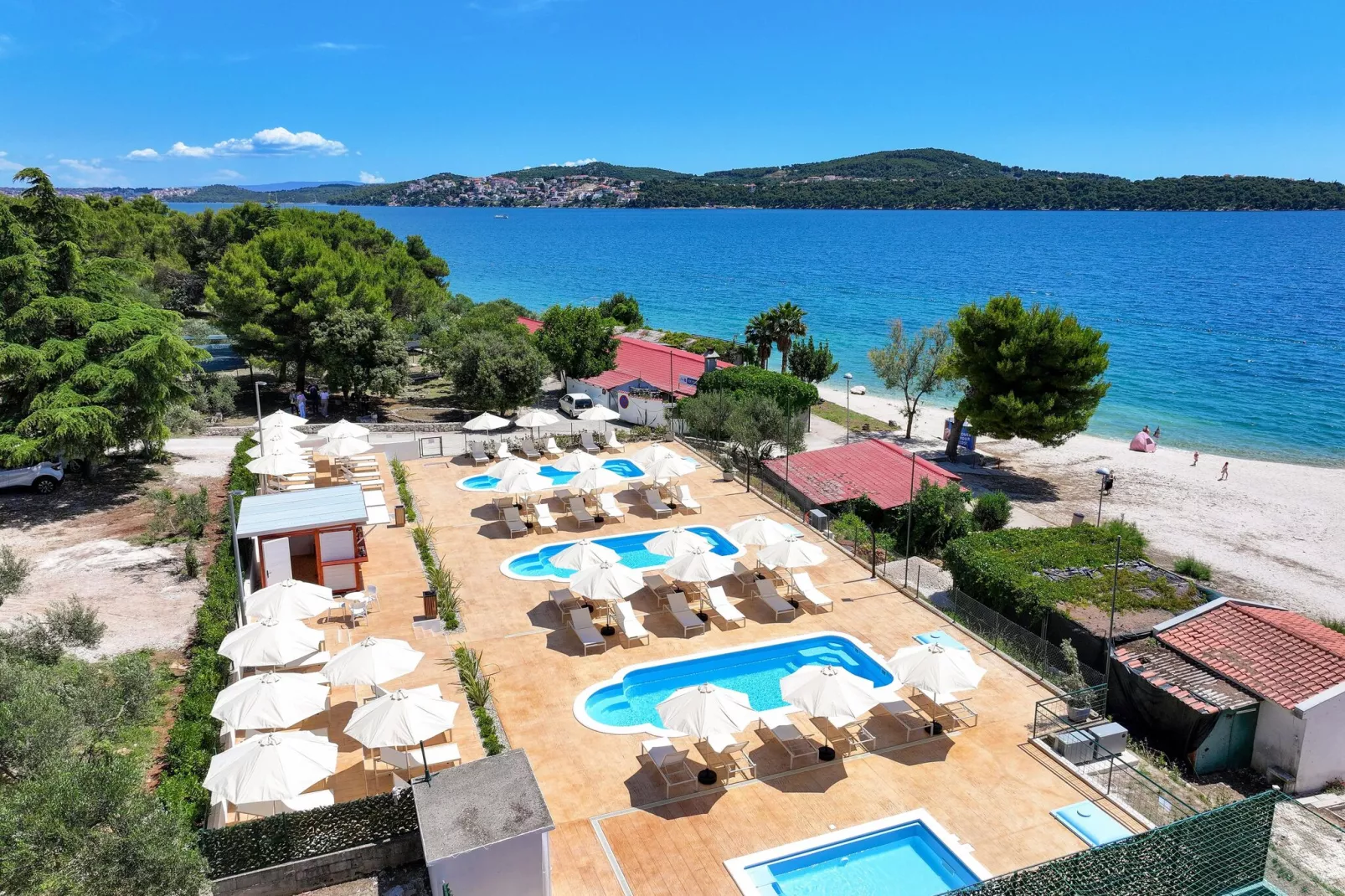 Apartments Medena Trogir - Seget Donji - A2plus1 Superior ca 42 qm für 3 Pers-Zwembad