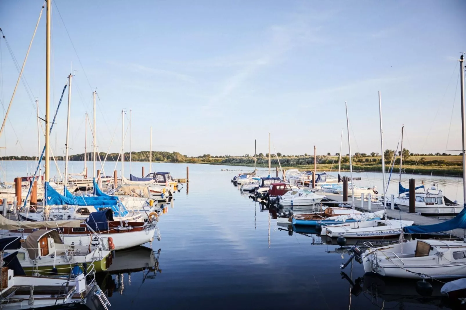 Bades Huk Hohenkirchen-1 Schlafzimmer-Gebieden zomer 5km