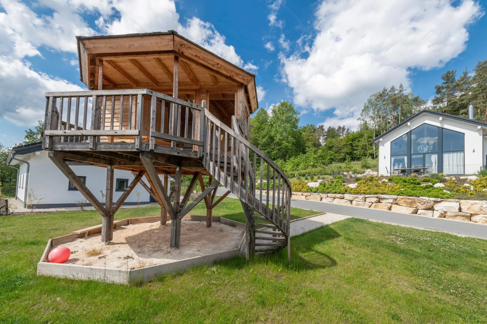 Feriendorf an der Therme Obernsees-Tuinen zomer