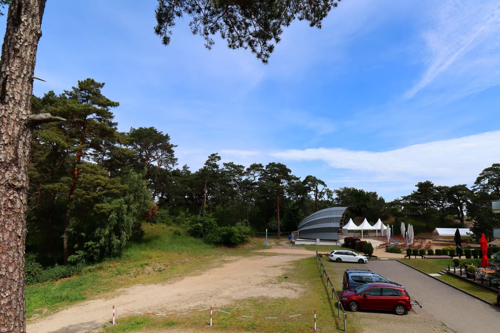 DHH Bernsteinhaus rechts-Uitzicht zomer