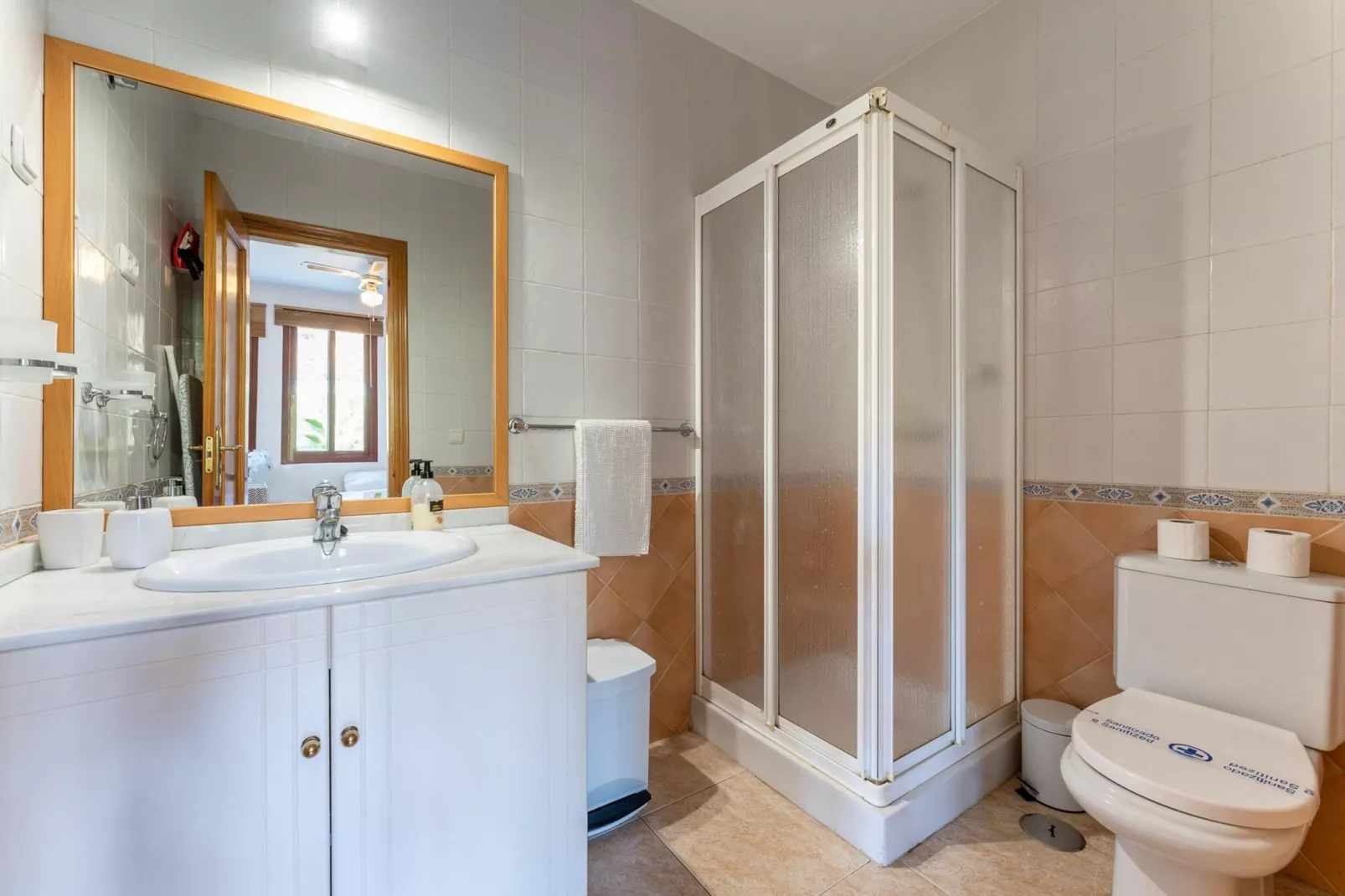 La Cala de Boulevard Studio 1 - CT 144-Badkamer