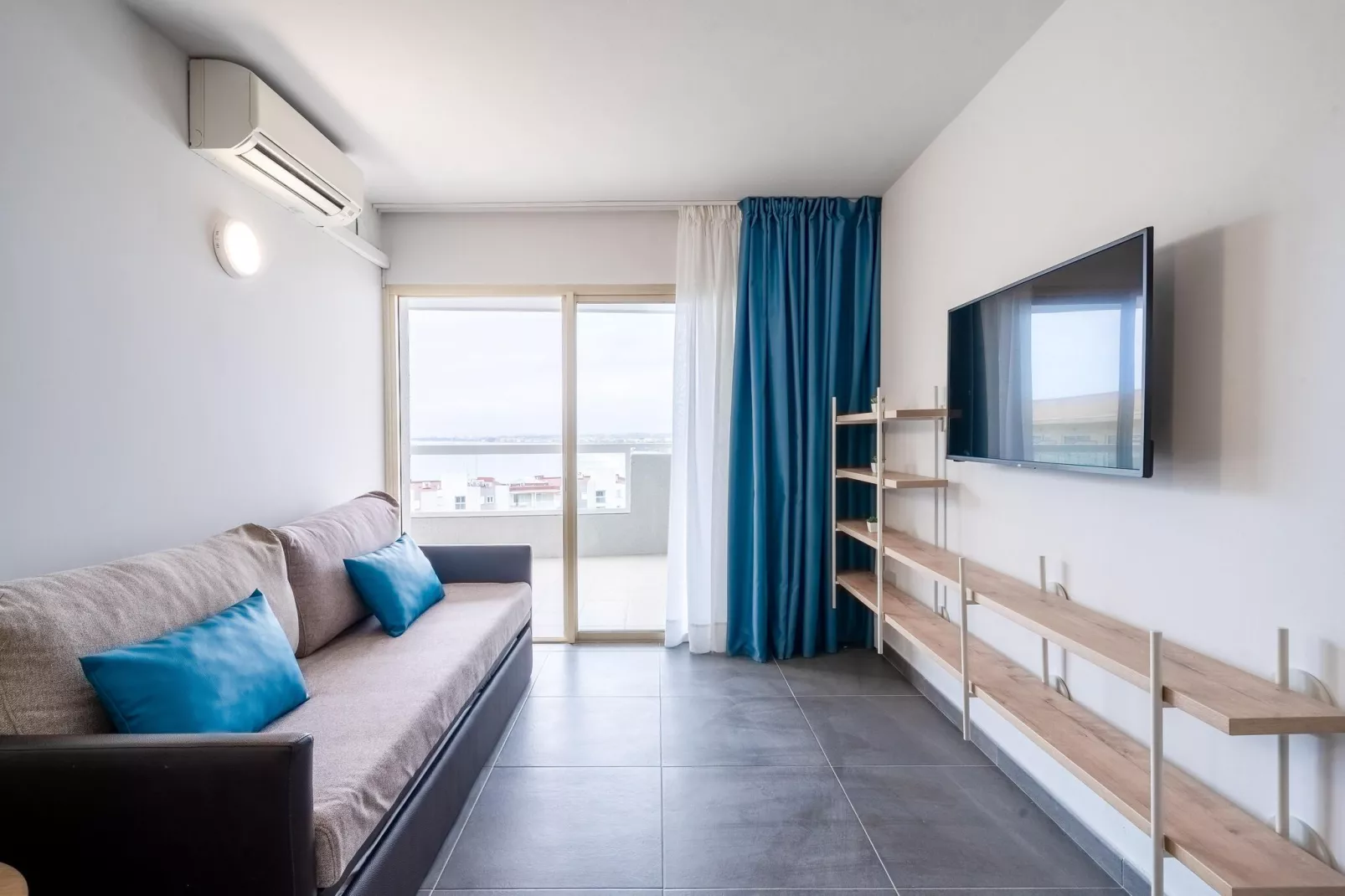 BLUE BEACH Apartments-Woonkamer