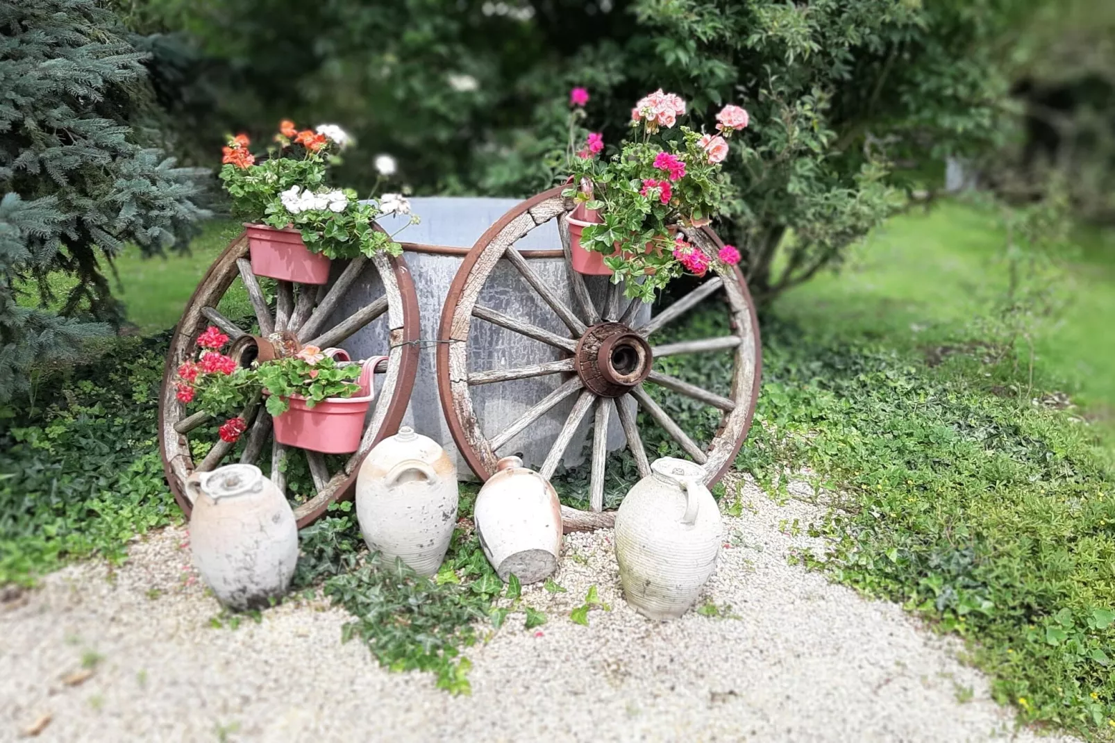 L'Atelier Mosaïque-Tuinen zomer