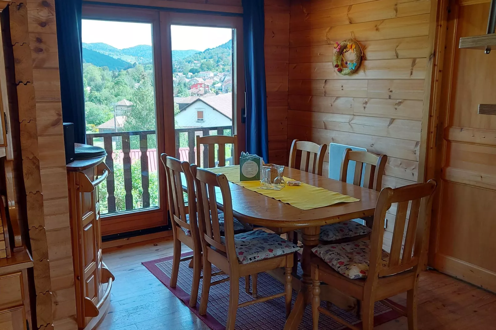 Chalet l'Aigle - Saint-Maurice-sur-Moselle-Eetkamer